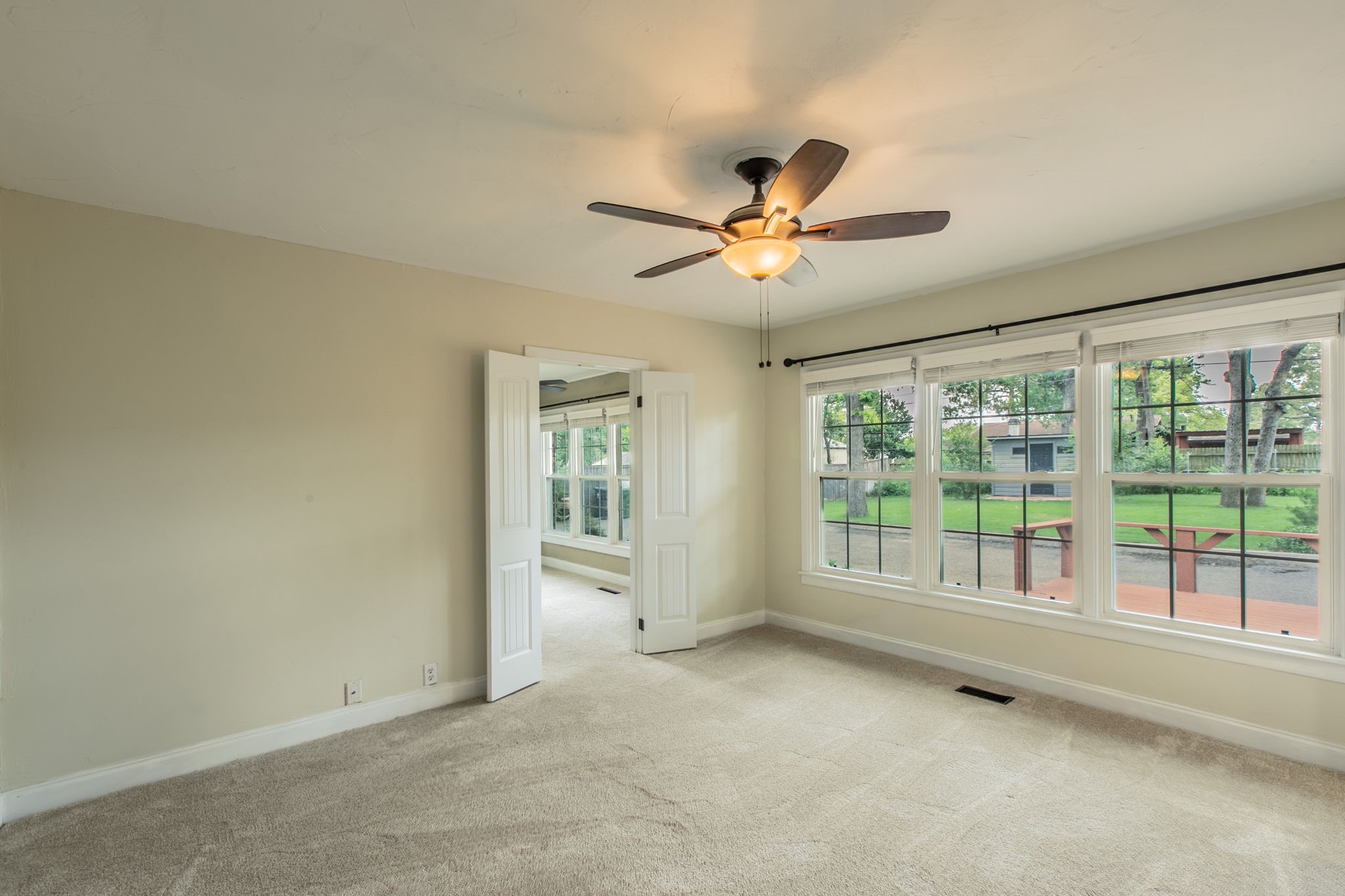 1312 W Lavender Lane Arlington TX 76013