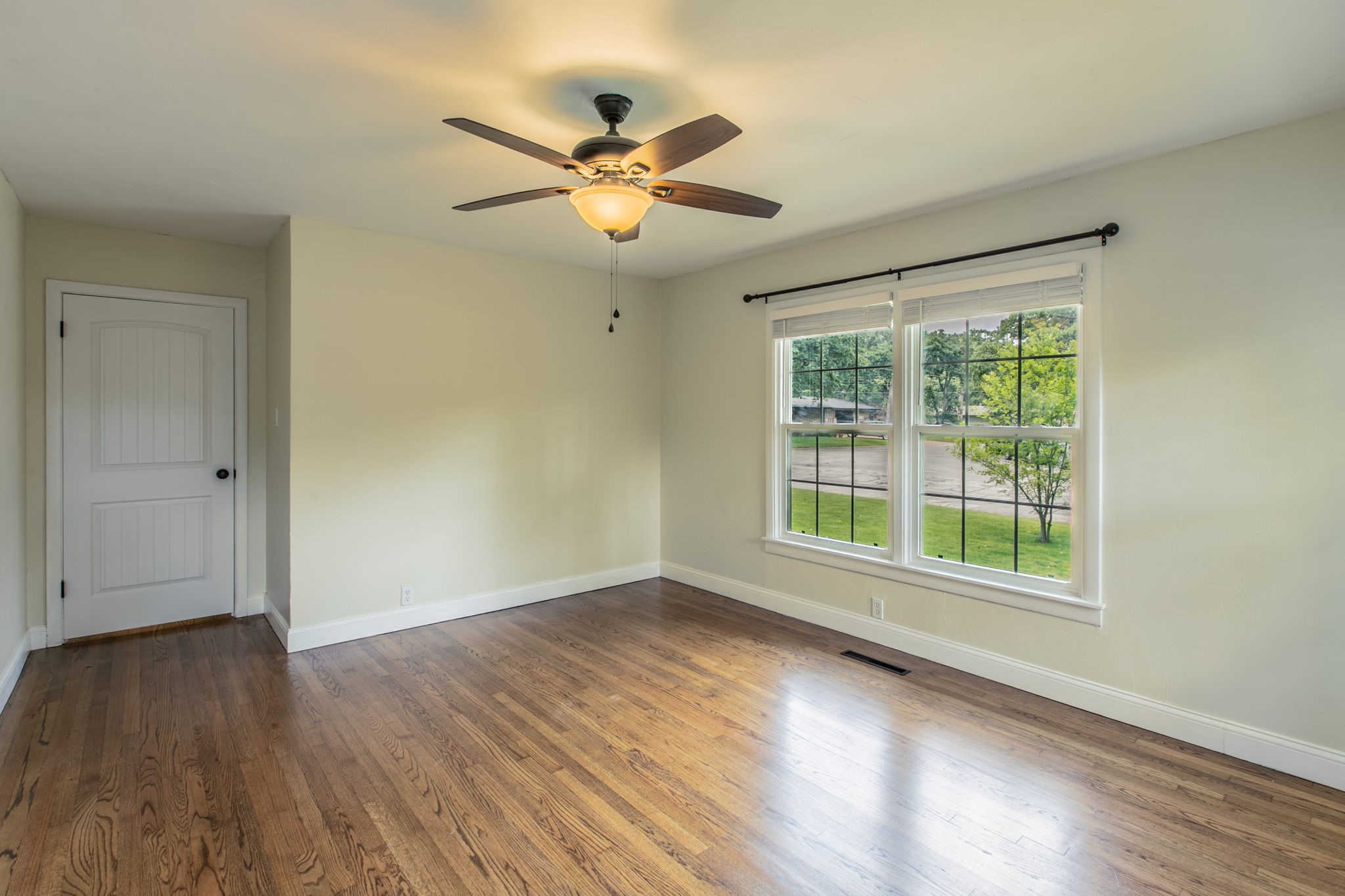 1312 W Lavender Lane Arlington TX 76013