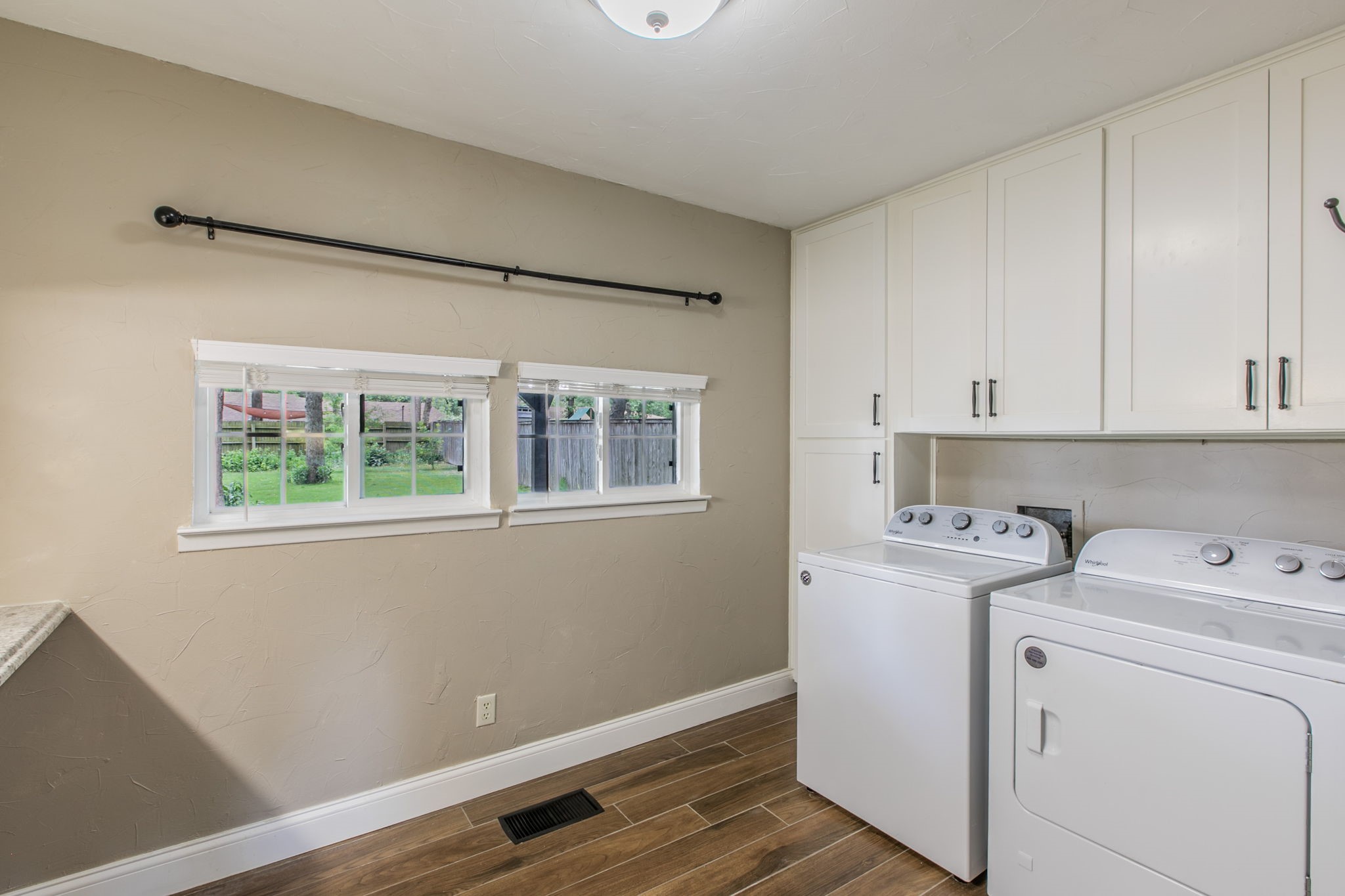 1312 W Lavender Lane Arlington TX 76013