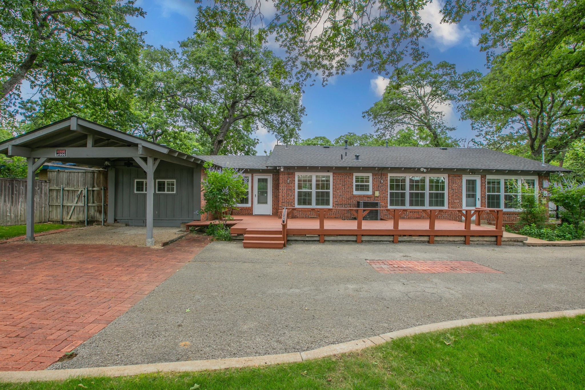 1312 W Lavender Lane Arlington TX 76013
