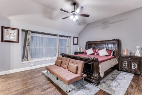 1000 Longhorn Drive Aubrey TX 76227