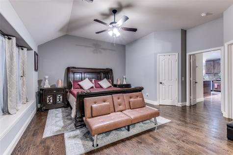 1000 Longhorn Drive Aubrey TX 76227