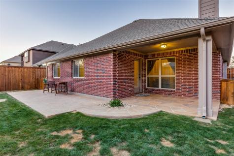 1000 Longhorn Drive Aubrey TX 76227