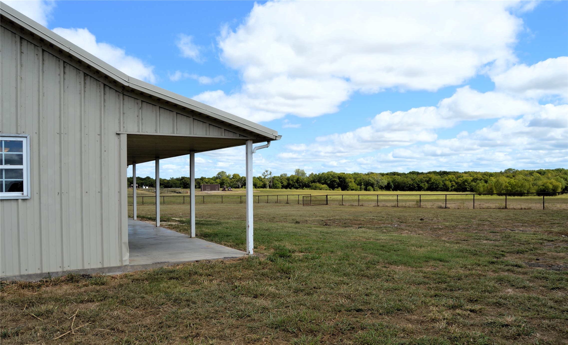 2055 County Road 2185 Klondike TX 75448
