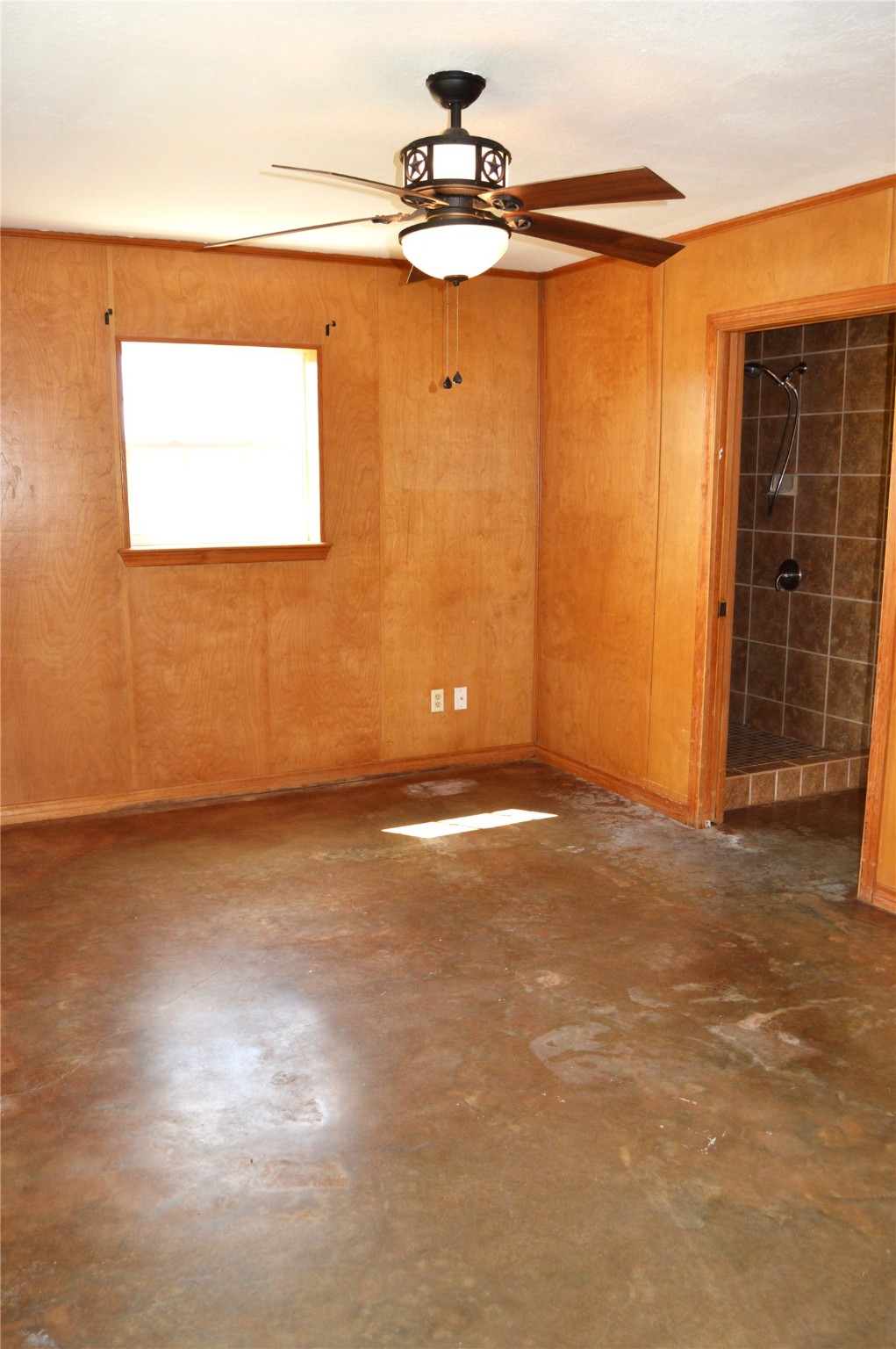 2055 County Road 2185 Klondike TX 75448
