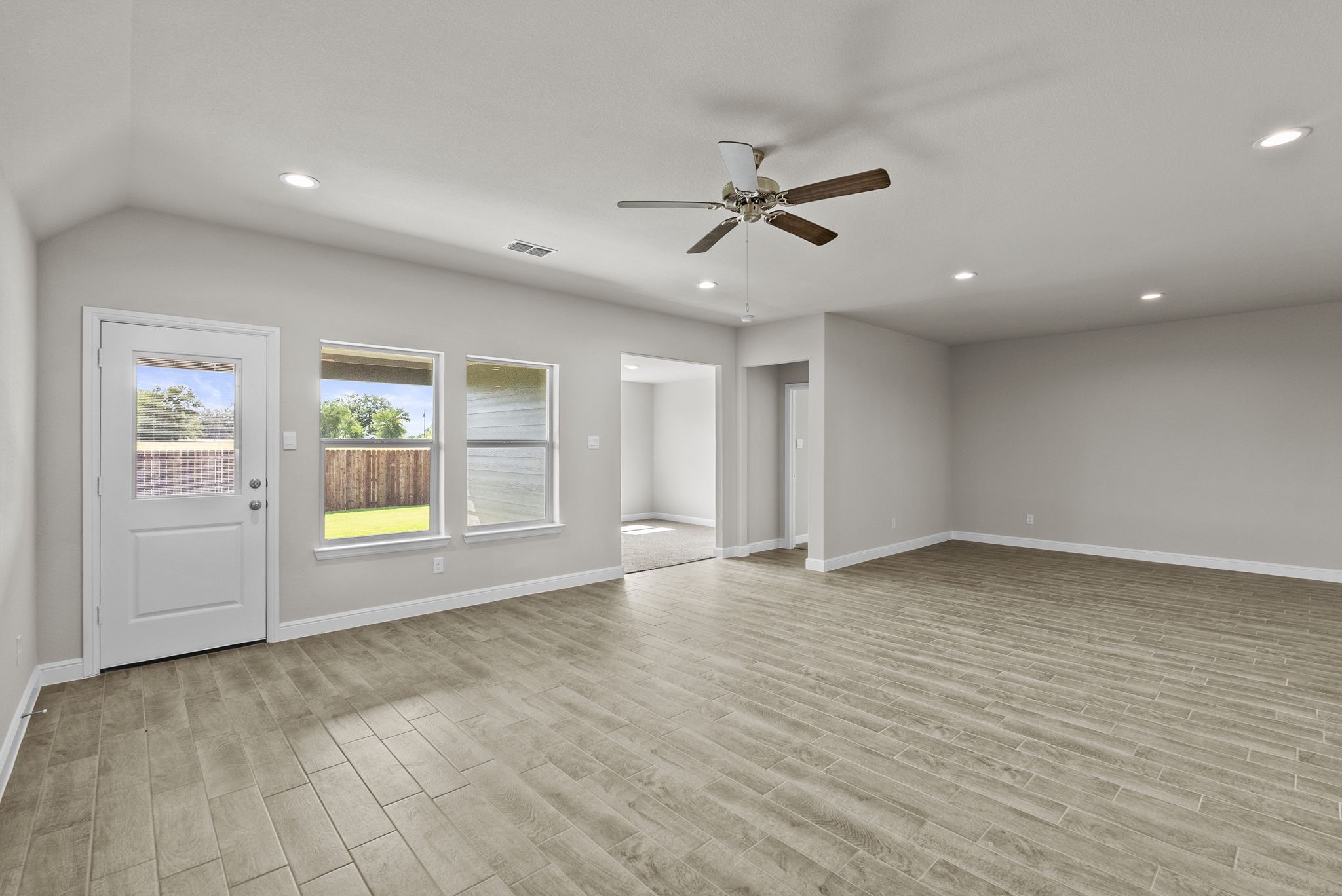 4237 Cornerstone Circle Granbury TX 76048
