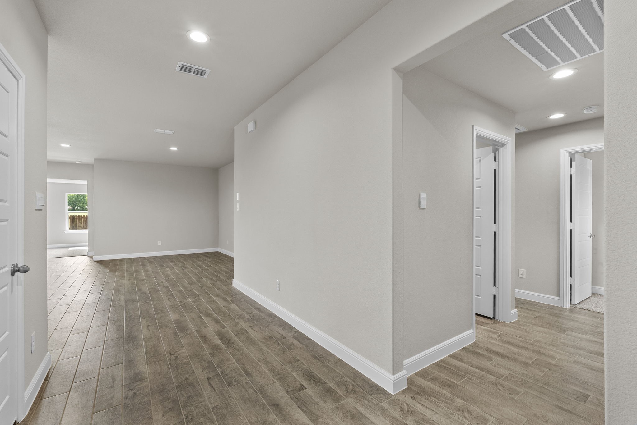 4237 Cornerstone Circle Granbury TX 76048