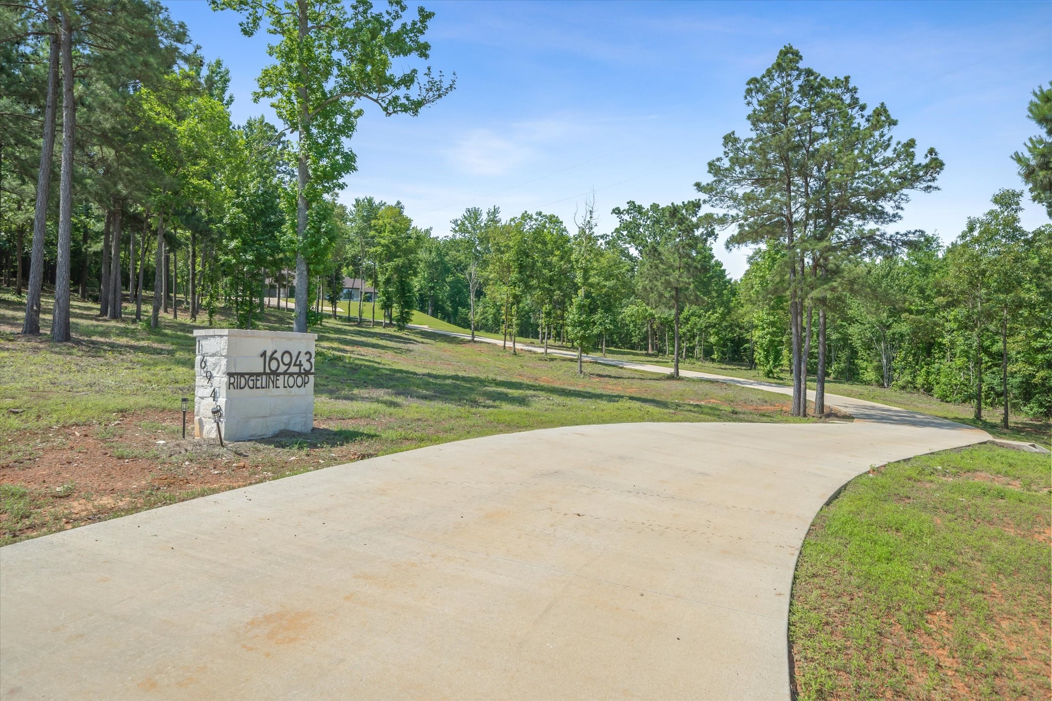 16943 Ridgeline Loop Winona TX 75792