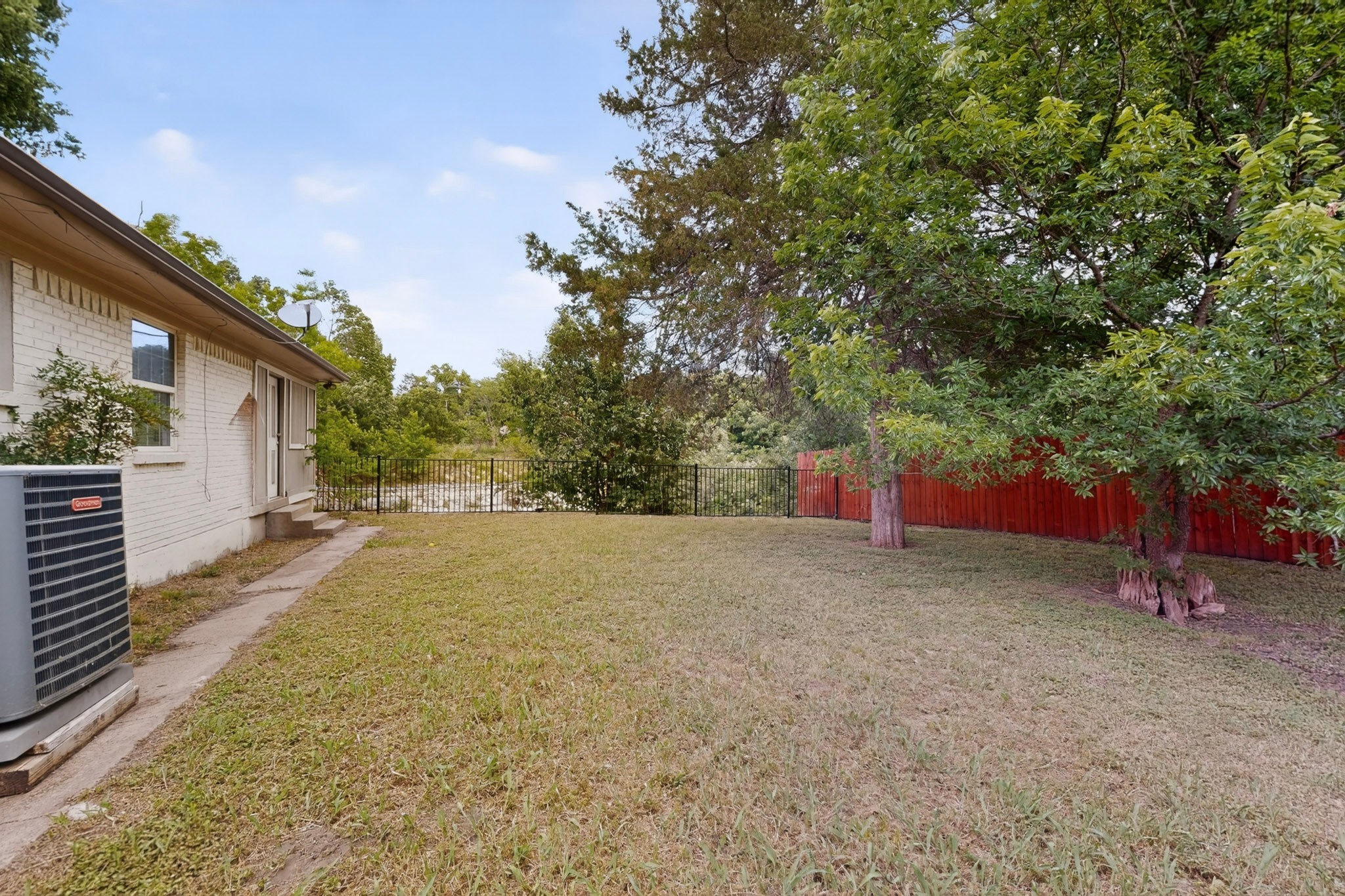 513 Ten Mile Drive Desoto TX 75115