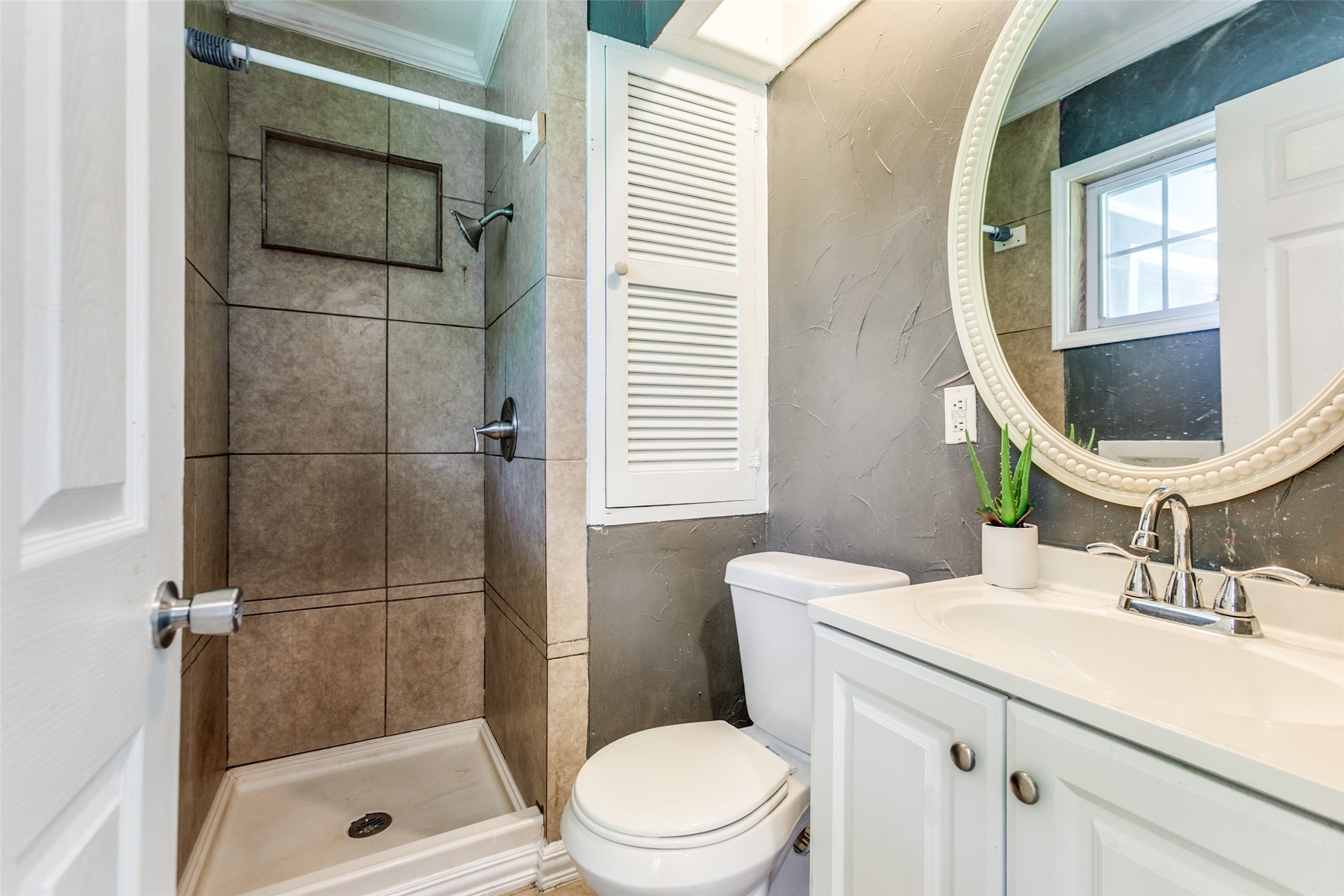 303 N Cottonwood Drive Richardson TX 75080