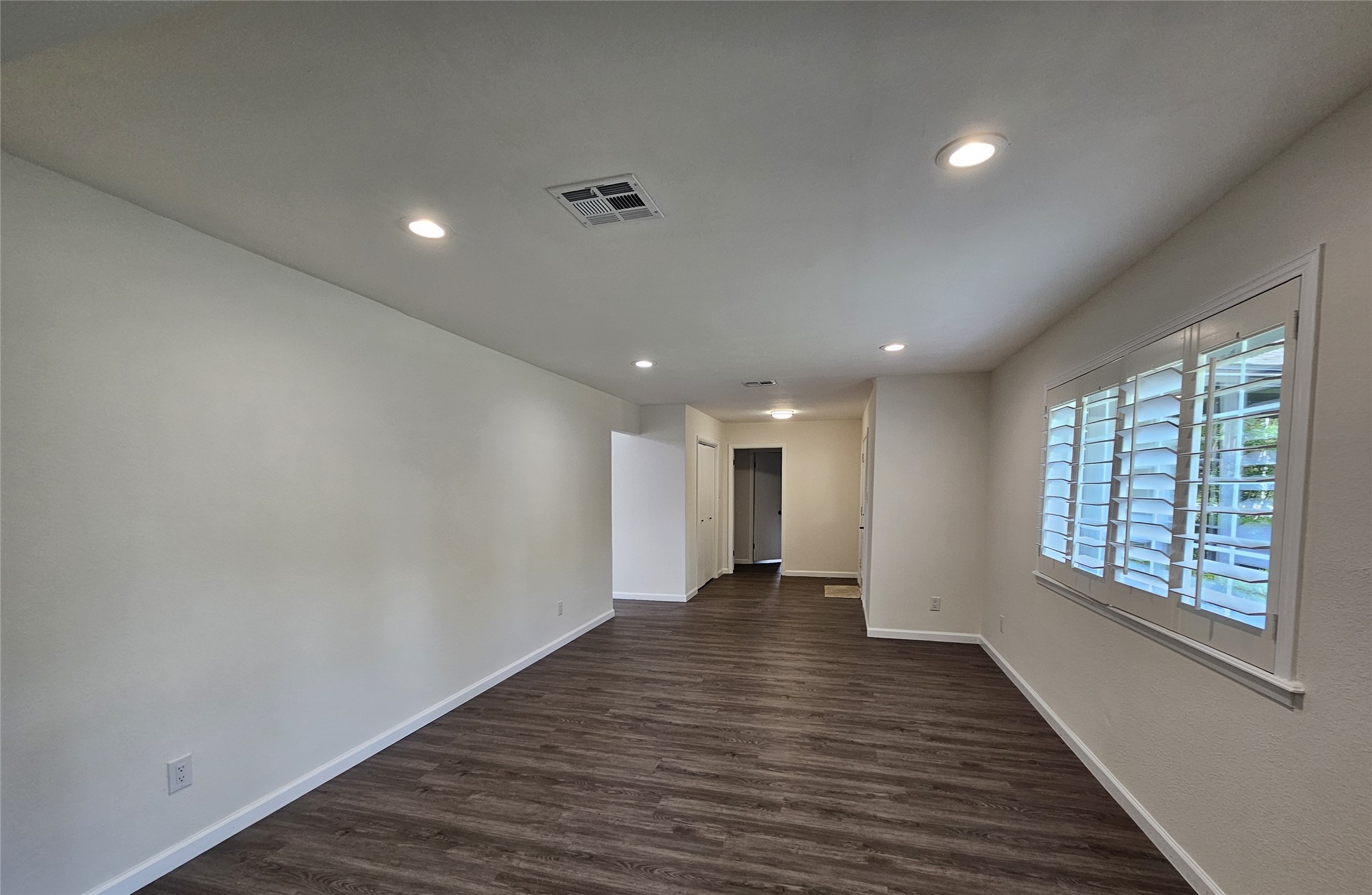 4348 Selkirk Drive W Fort Worth TX 76109