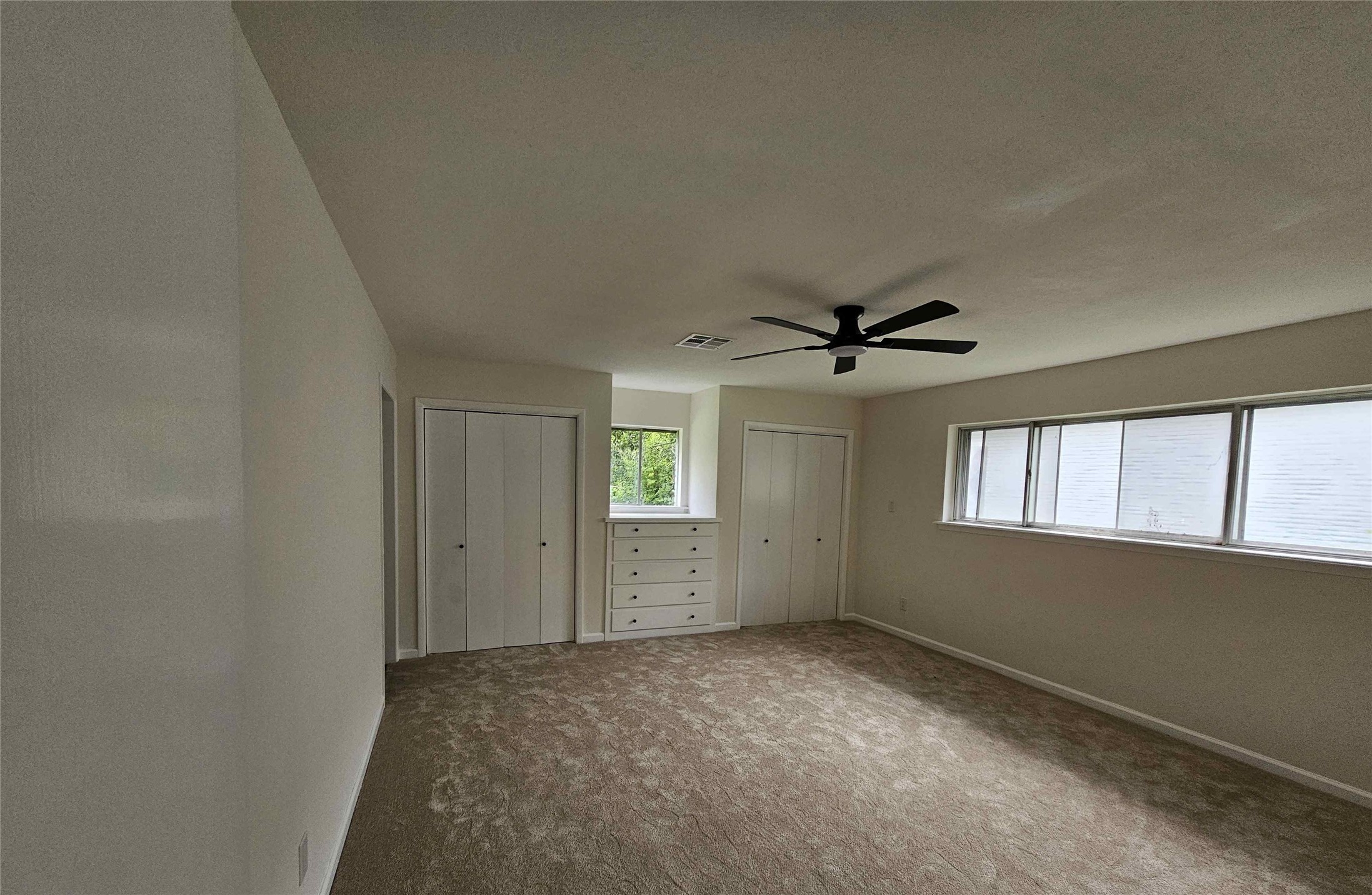4348 Selkirk Drive W Fort Worth TX 76109