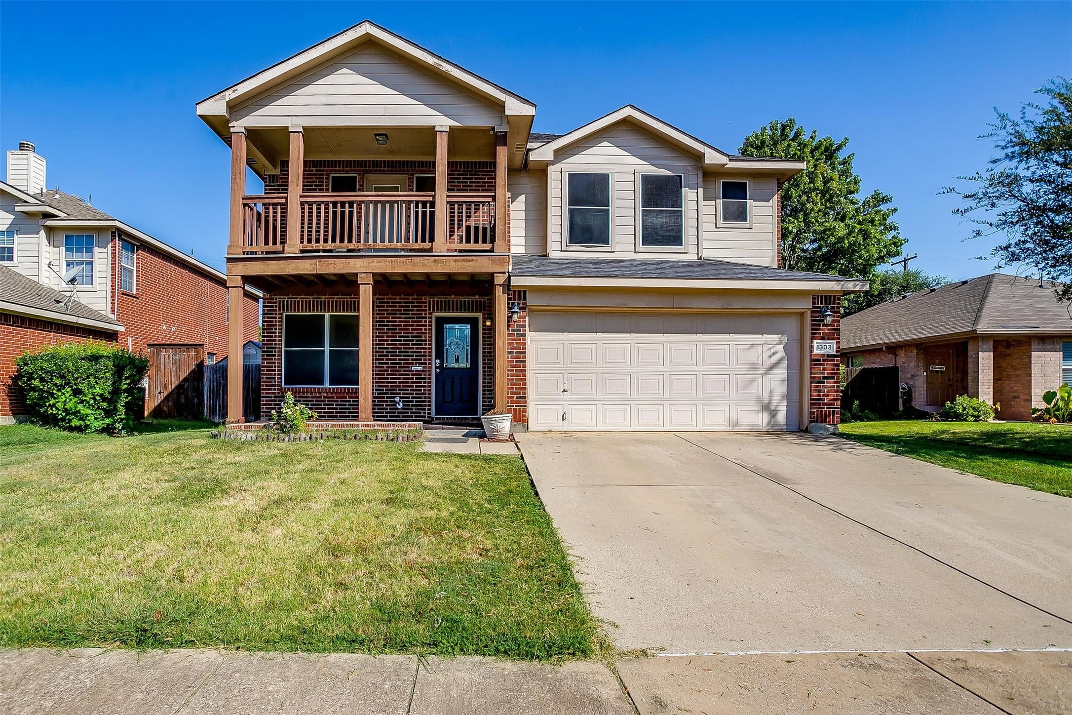 1303 Red Deer Way Arlington TX 76002