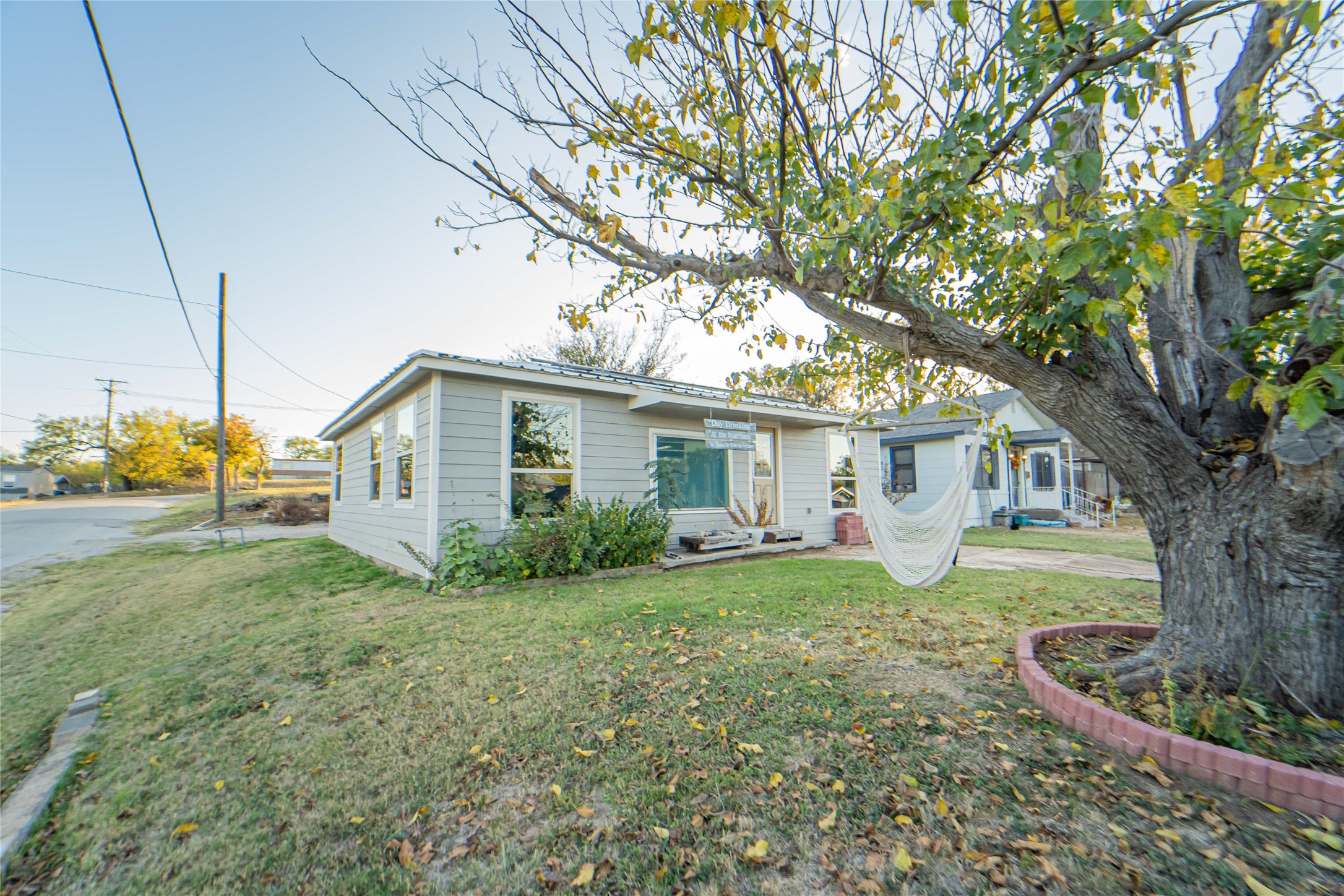 801 W Wheeler Street Breckenridge TX 76424