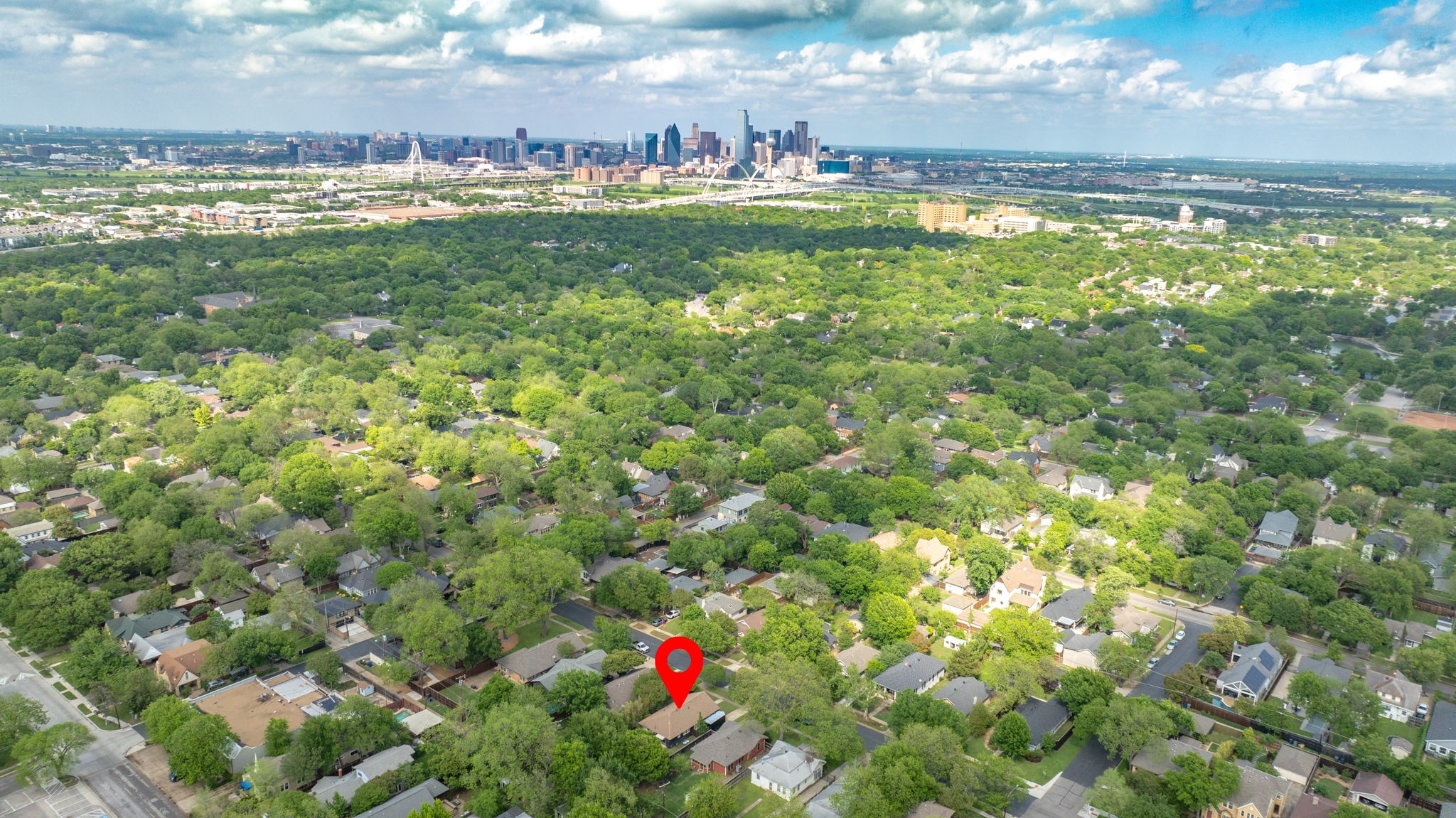 919 N Clinton Avenue Dallas TX 75208