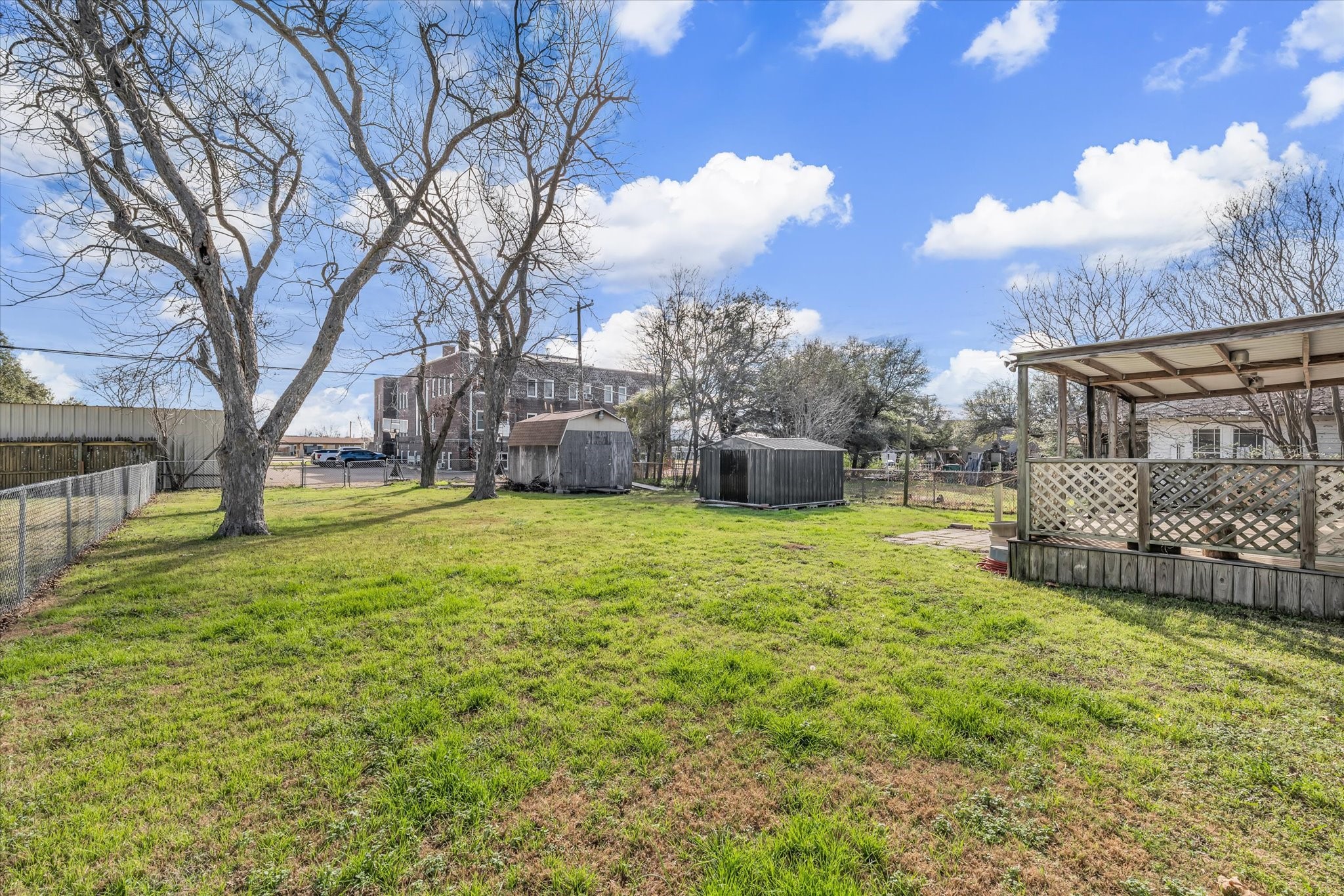 704 E Mclennan Avenue Mart TX 76664