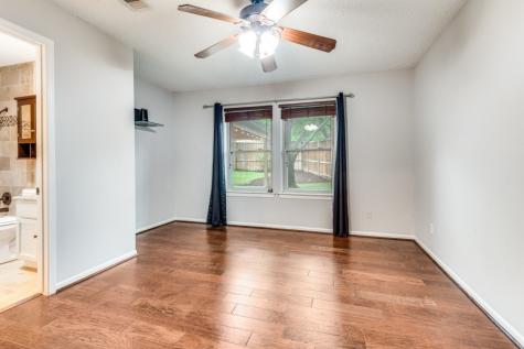 1041 S Riverside Drive Grapevine TX 76051