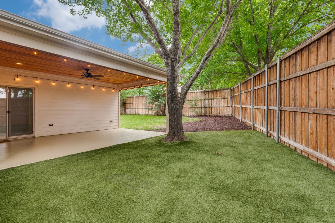 1041 S Riverside Drive Grapevine TX 76051