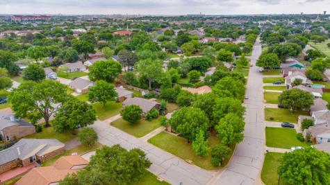 1041 S Riverside Drive Grapevine TX 76051