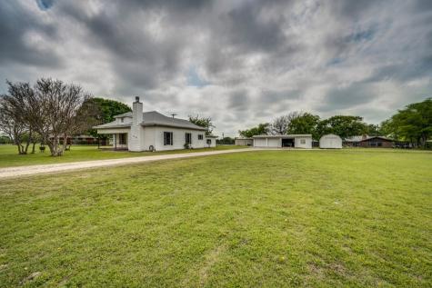 1417 Shawnee Road Waxahachie TX 75165