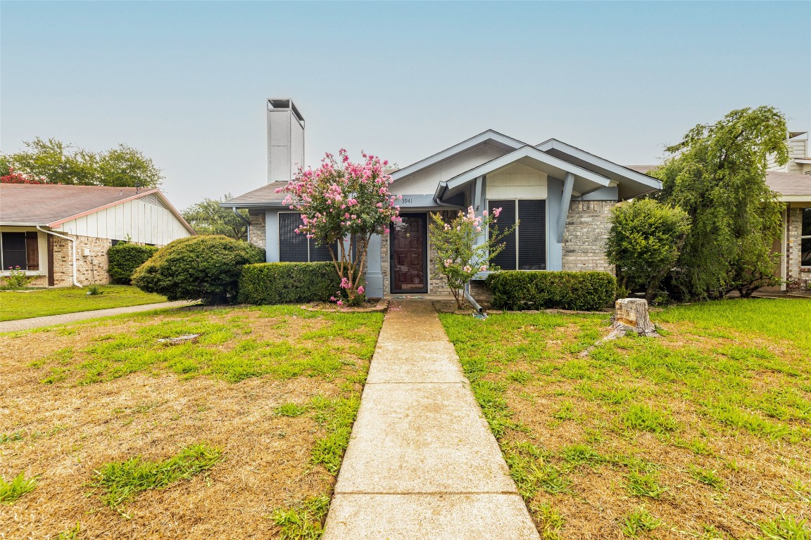 3941 Queens Court Garland TX 75043