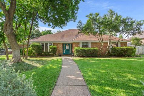 10008 Ramblewood Drive Woodway TX 76712