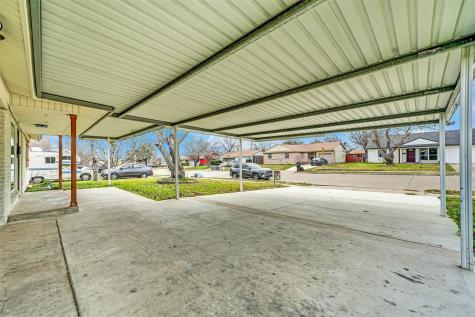 2828 Bamboo Street Mesquite TX 75150