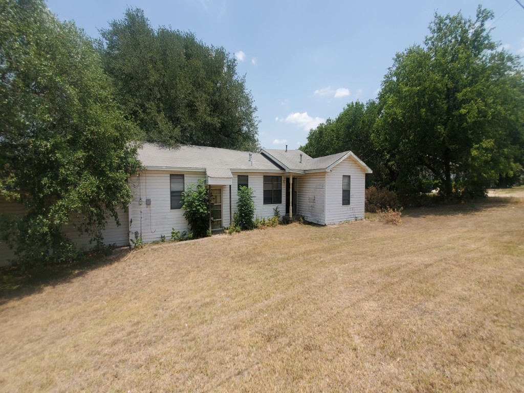 2407 Howard Road Waxahachie TX 75165