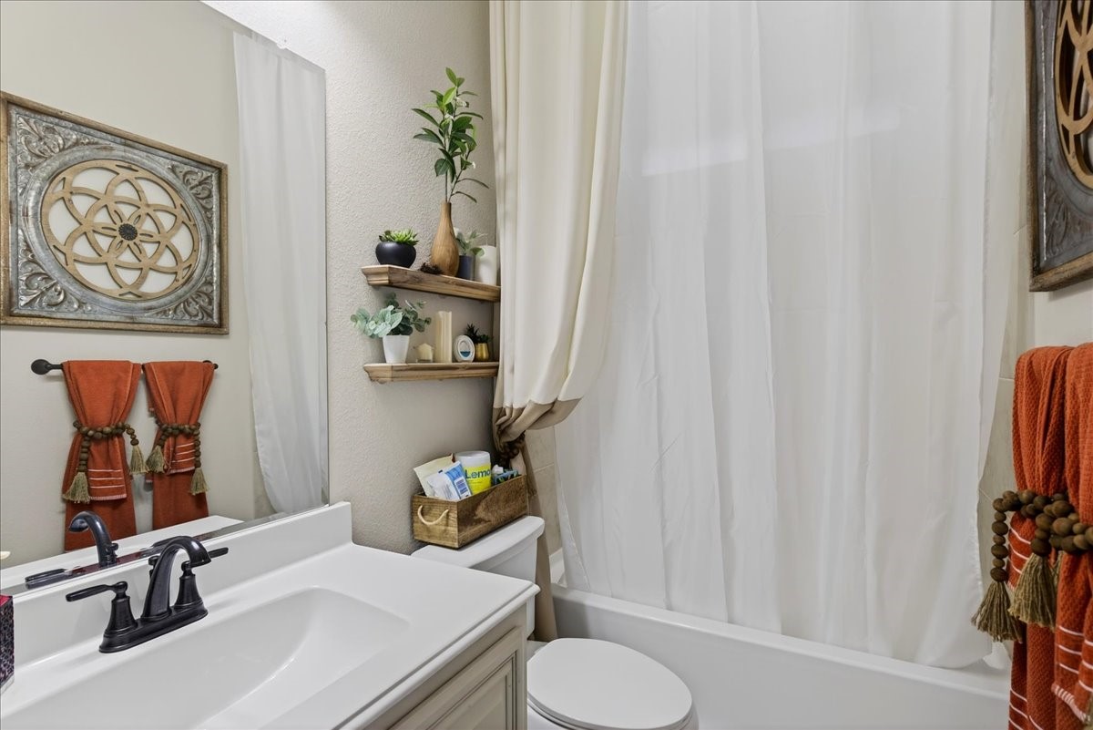 2106 Devonblue Drive Forney TX 75126