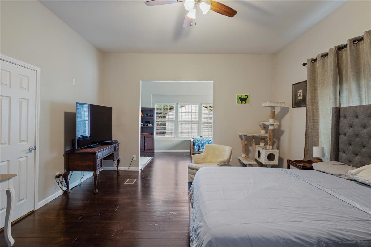 114 W King Street Sherman TX 75090