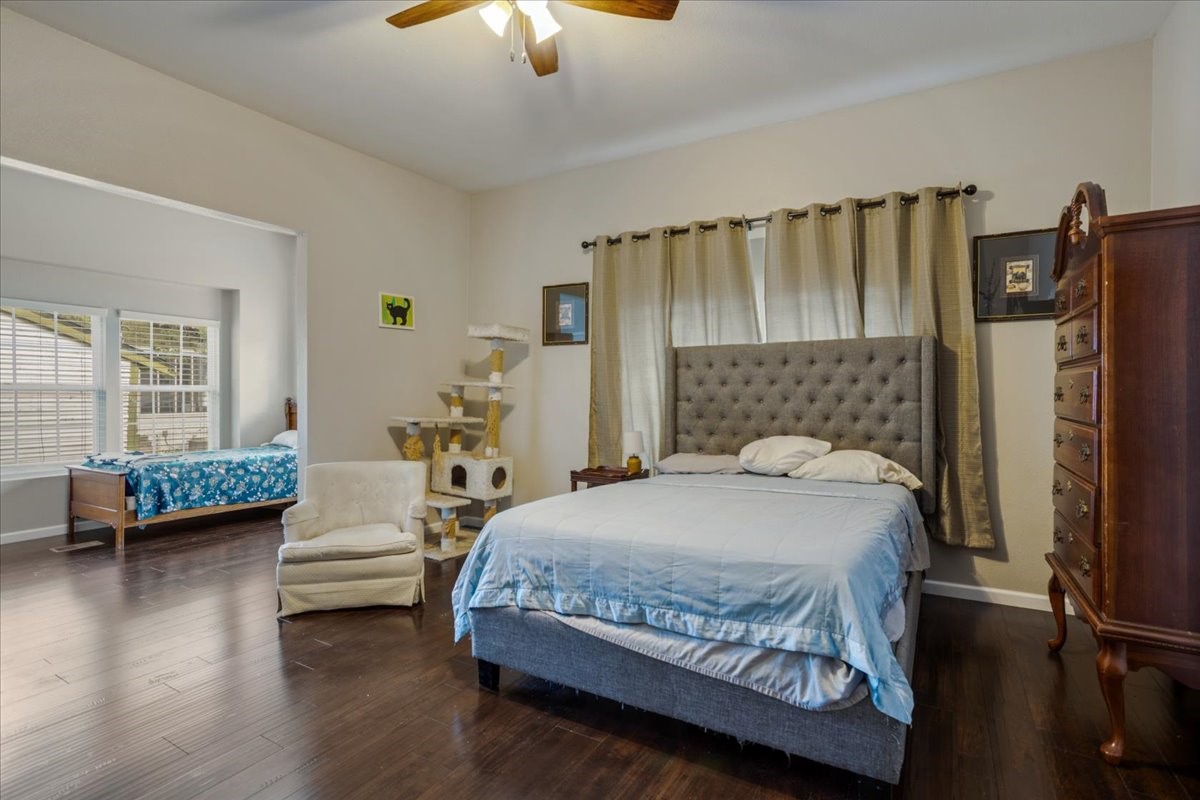 114 W King Street Sherman TX 75090