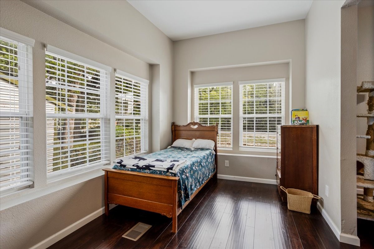 114 W King Street Sherman TX 75090
