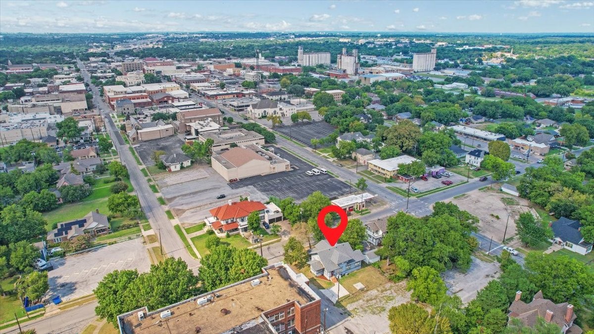 114 W King Street Sherman TX 75090