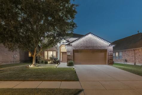 925 Lake Grove Drive Little Elm TX 75068