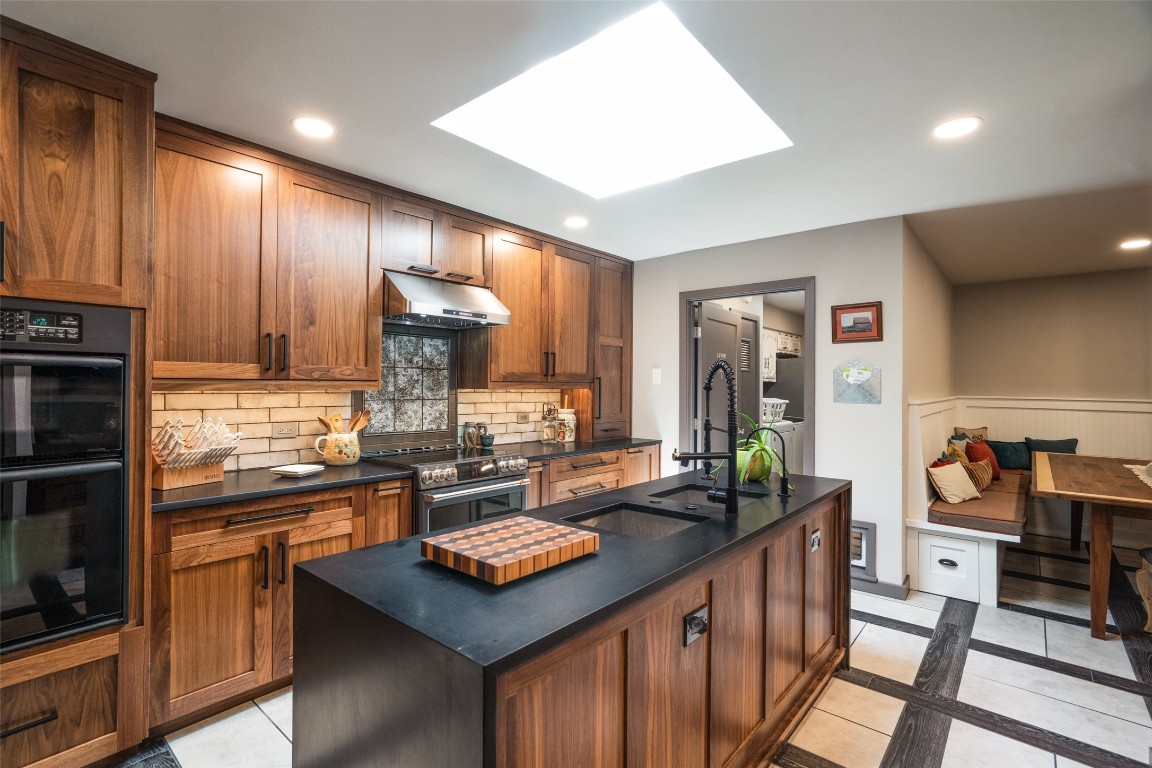 2413 Stone Creek Drive Plano TX 75075