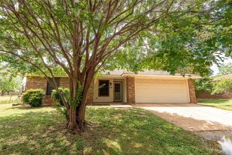 308 Hickory Lane Weatherford TX 76086