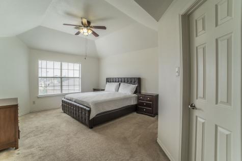 317 Crescent Creek Lane Fort Worth TX 76140