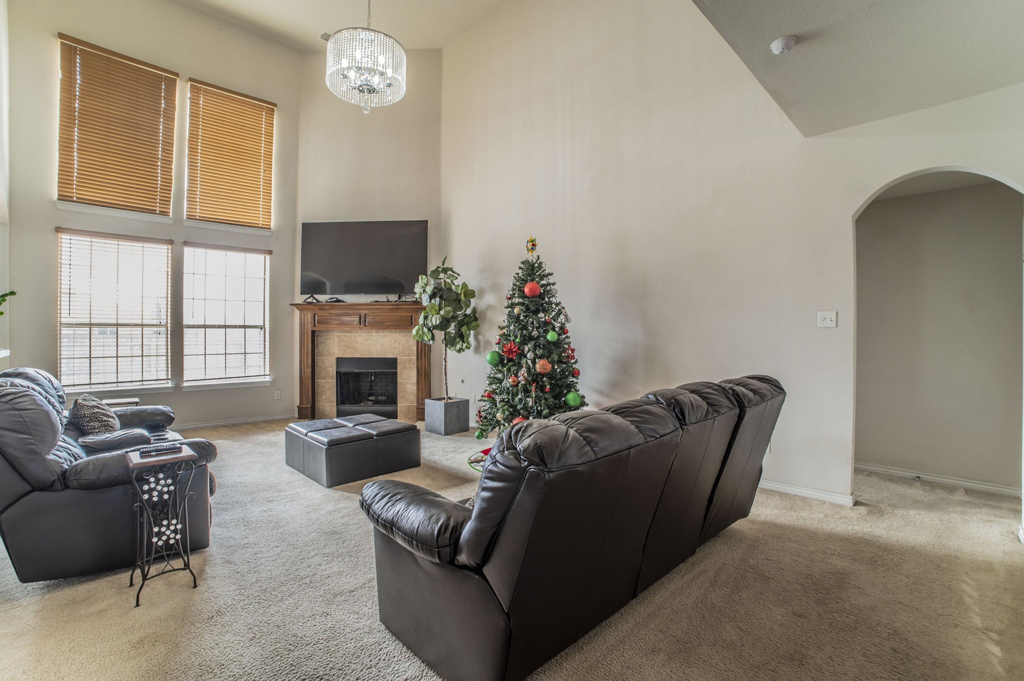 317 Crescent Creek Lane Fort Worth TX 76140