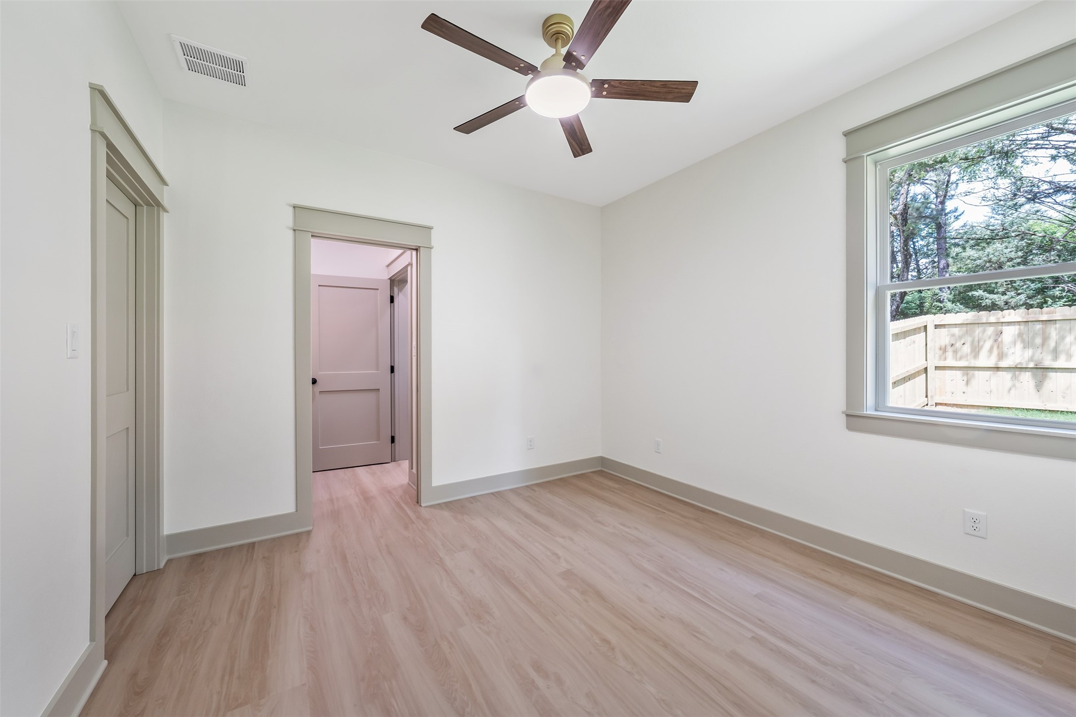14009 Hidden Brook Flint TX 75762