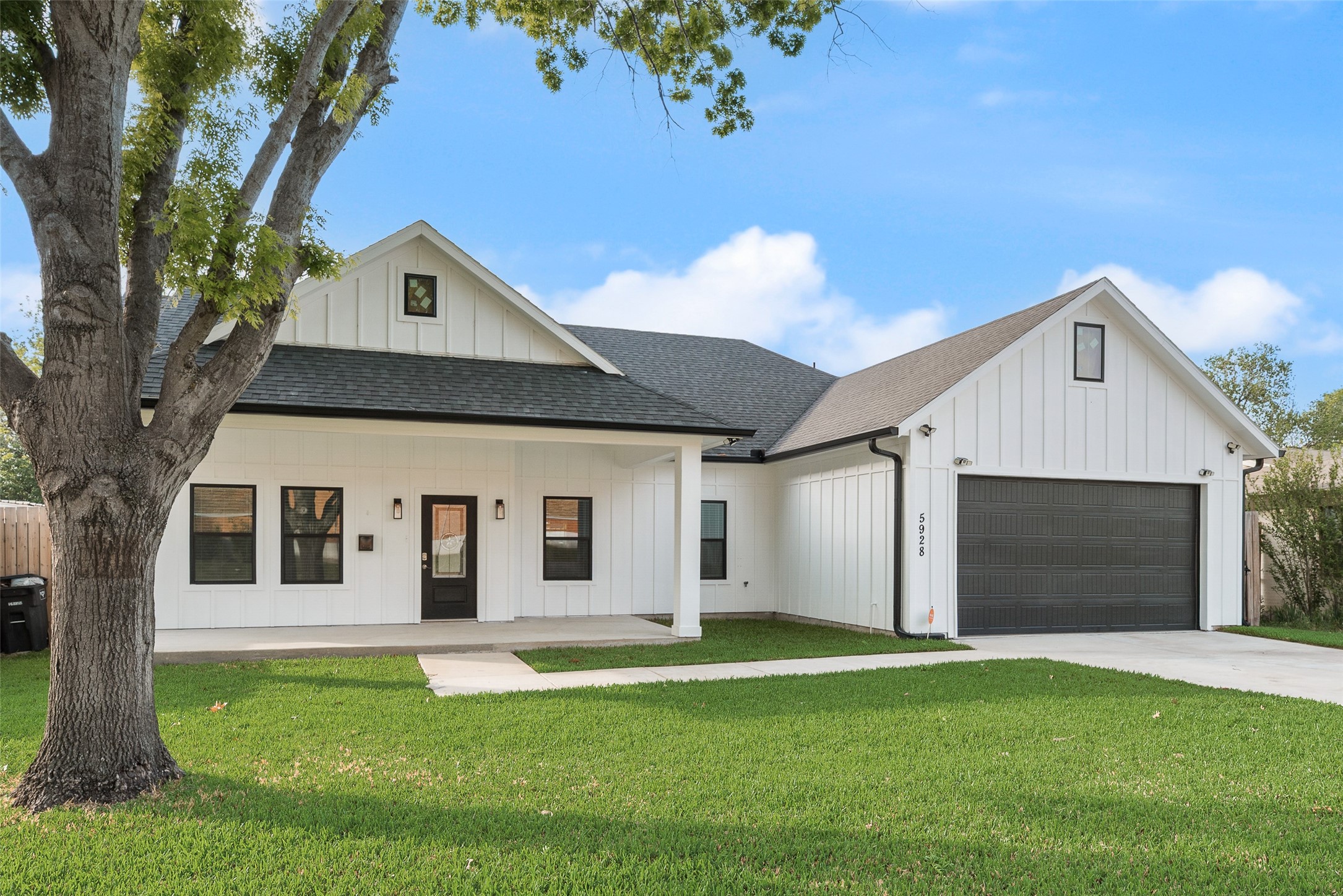 5928 Walraven Circle Fort Worth TX 76133