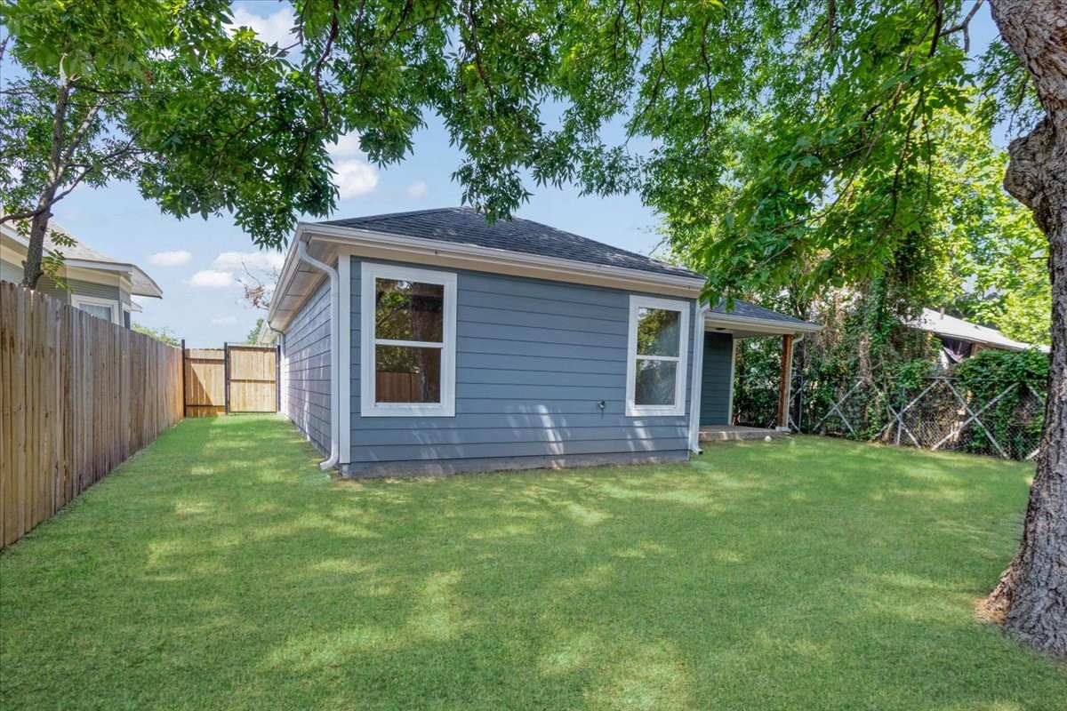 801 S Walnut Sherman TX 75090