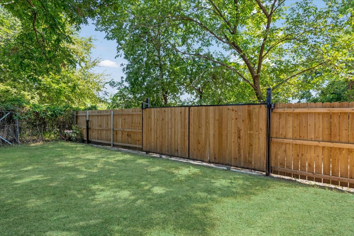 801 S Walnut Sherman TX 75090