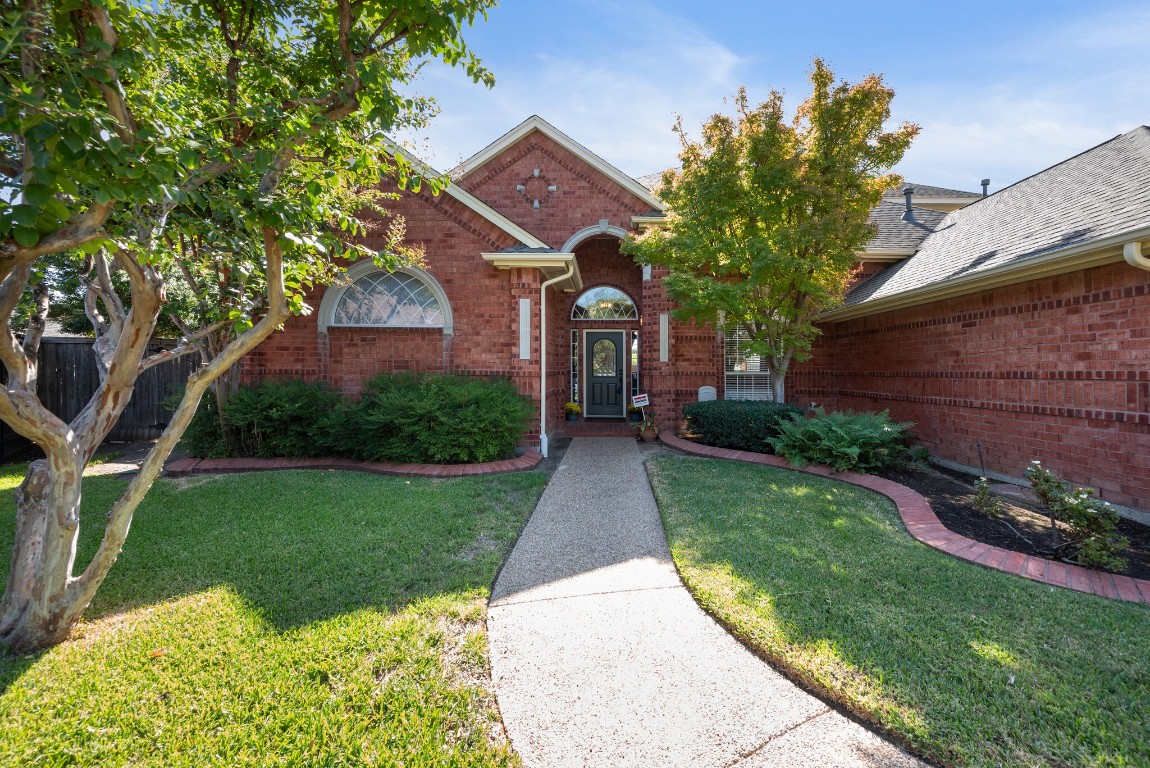 5 Savoy Court Mansfield TX 76063