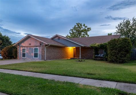 536 Lottie Lane Saginaw TX 76179