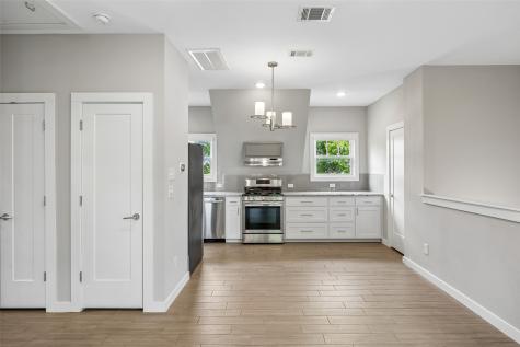 801 W Morphy Street Fort Worth TX 76104