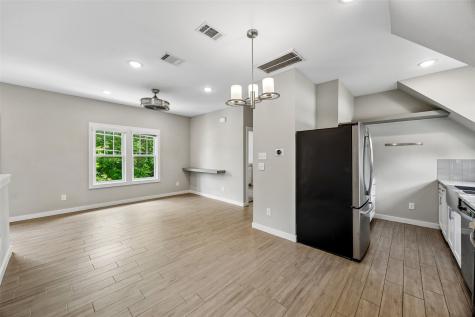 801 W Morphy Street Fort Worth TX 76104