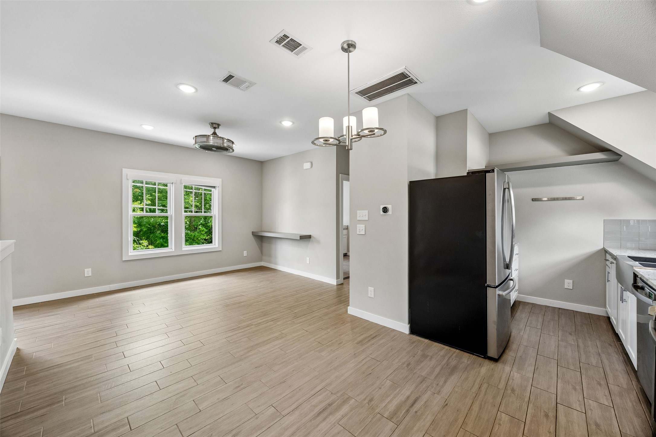 801 W Morphy Street Fort Worth TX 76104