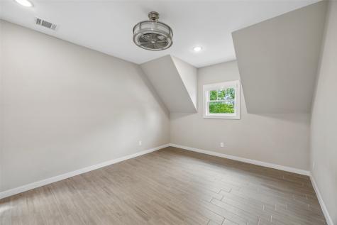 801 W Morphy Street Fort Worth TX 76104