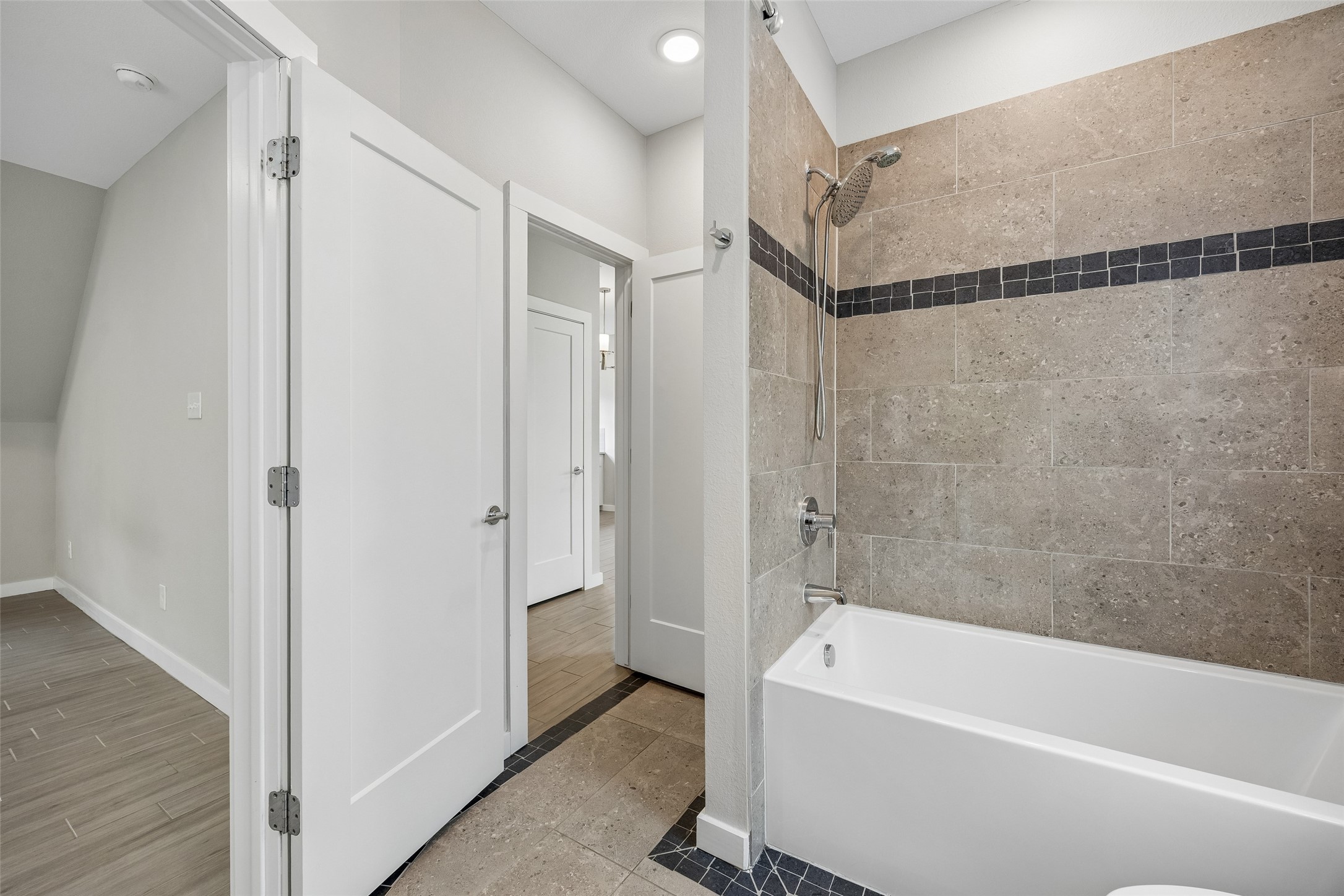 801 W Morphy Street Fort Worth TX 76104