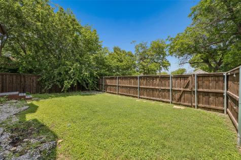 801 W Morphy Street Fort Worth TX 76104